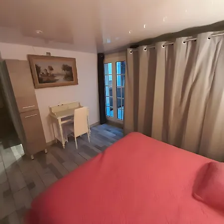 Hébergement de vacances Classe 2 étoiles Jusque 6 *