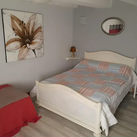 Classe 2 étoiles Jusque 6 Casa vacanze Saint-Lazare