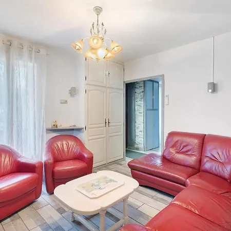Classe 2 étoiles Jusque 6 Casa vacanze Saint-Lazare